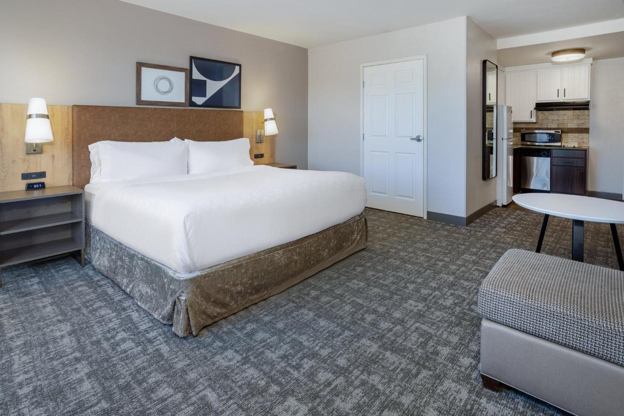 Staybridge Suites Wilmington East By Ihg Ngoại thất bức ảnh