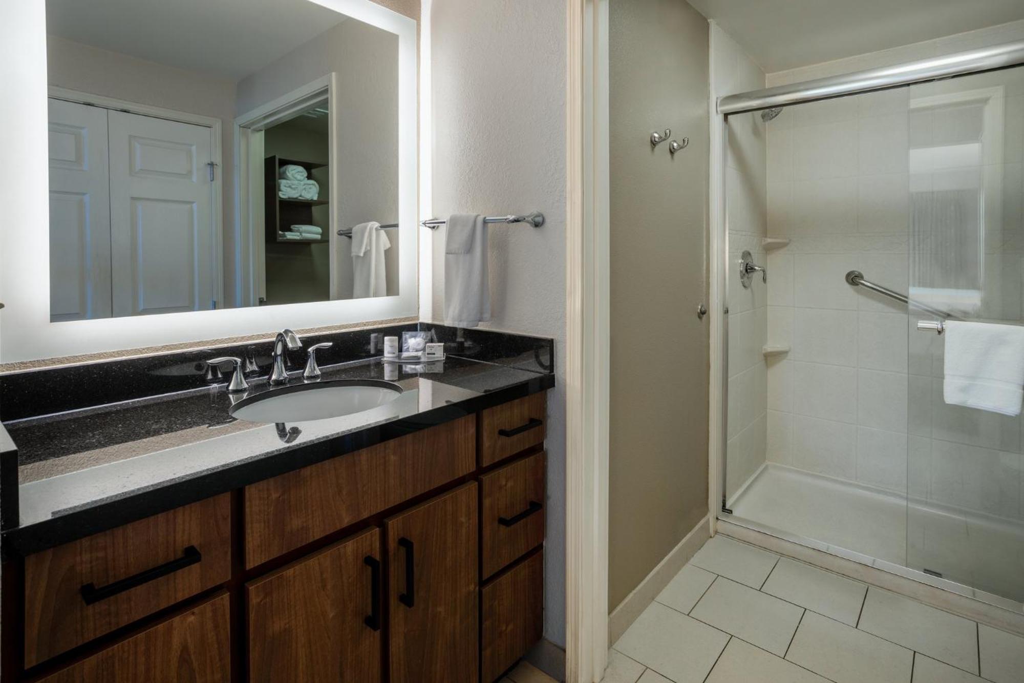 Staybridge Suites Wilmington East By Ihg Ngoại thất bức ảnh