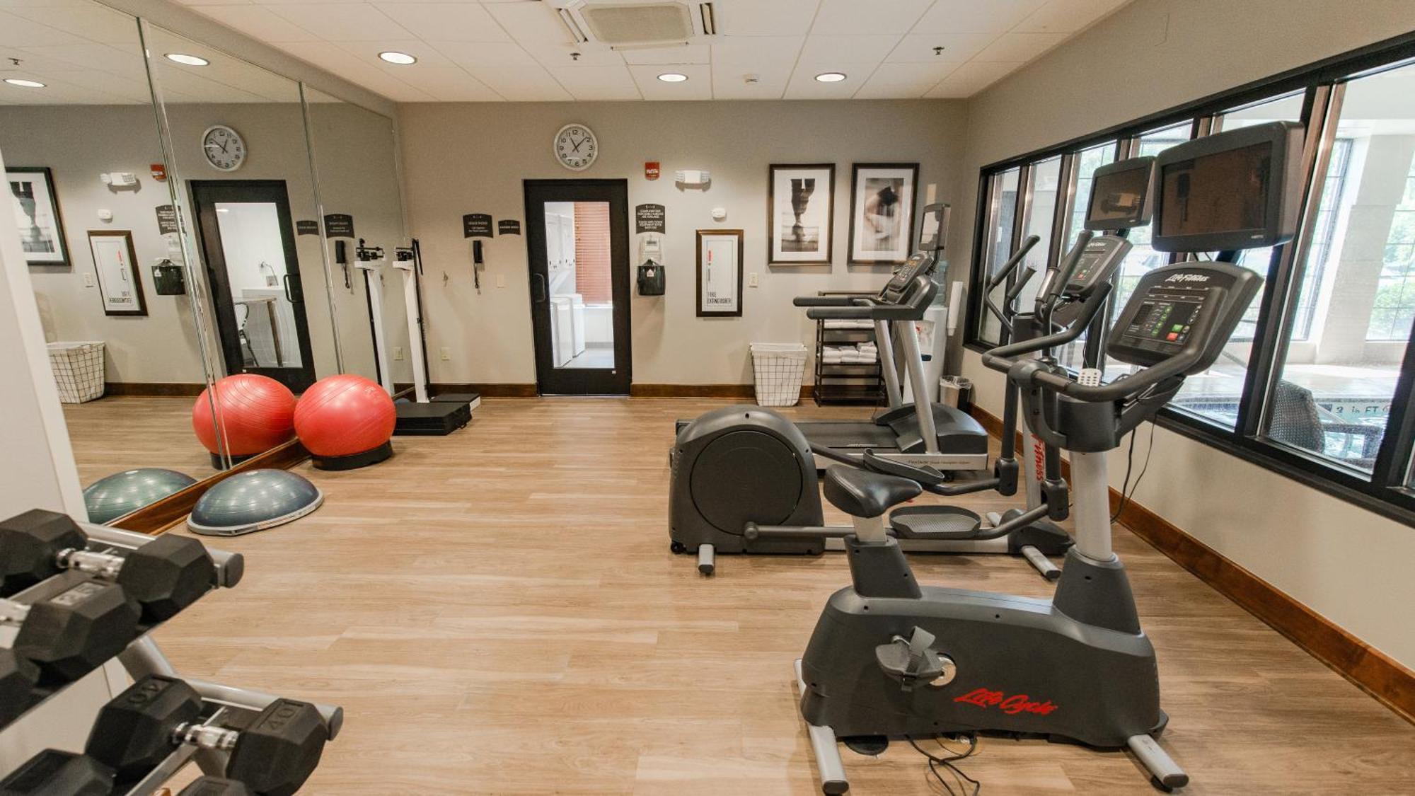 Staybridge Suites Wilmington East By Ihg Ngoại thất bức ảnh