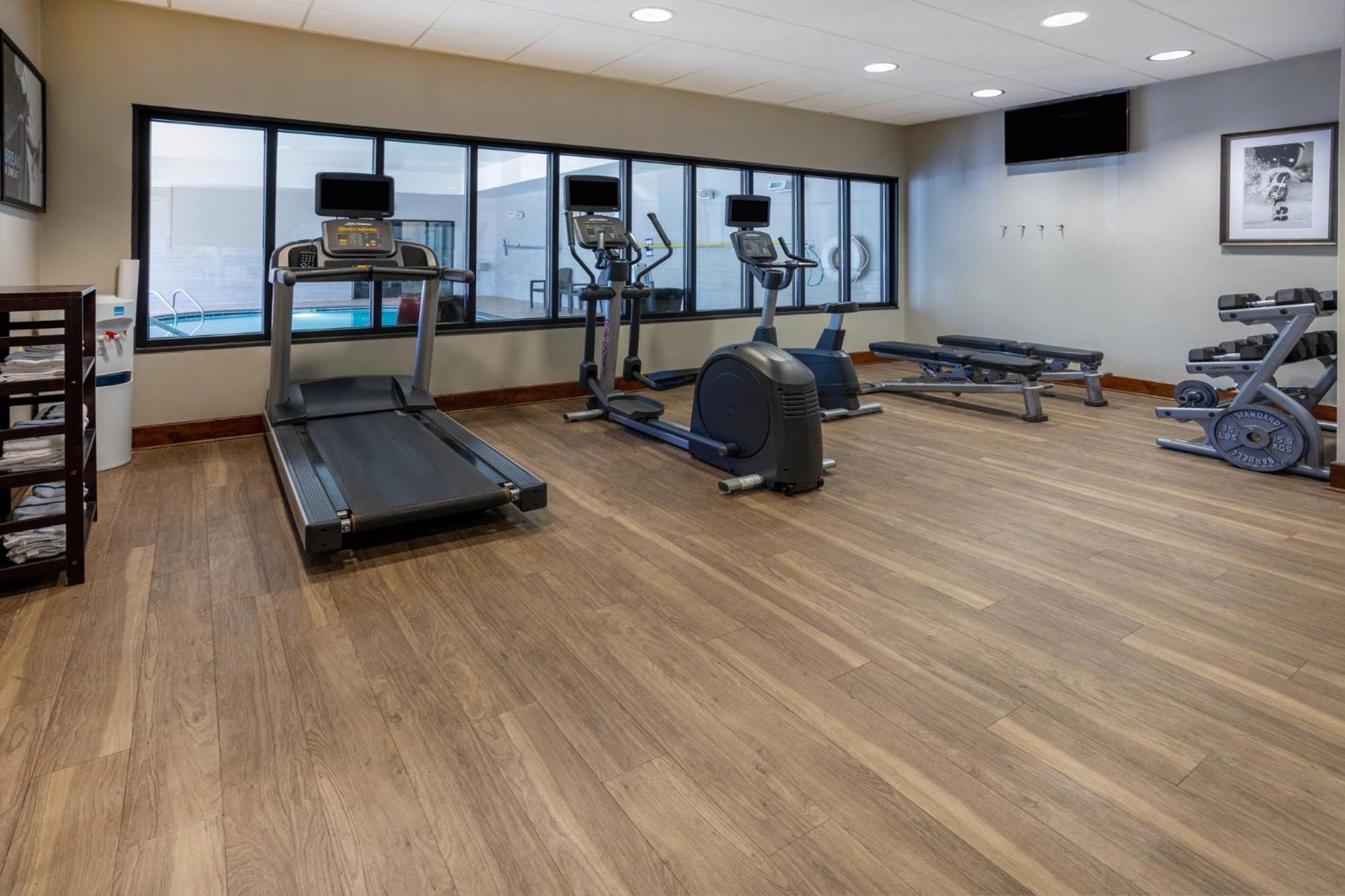 Staybridge Suites Wilmington East By Ihg Ngoại thất bức ảnh